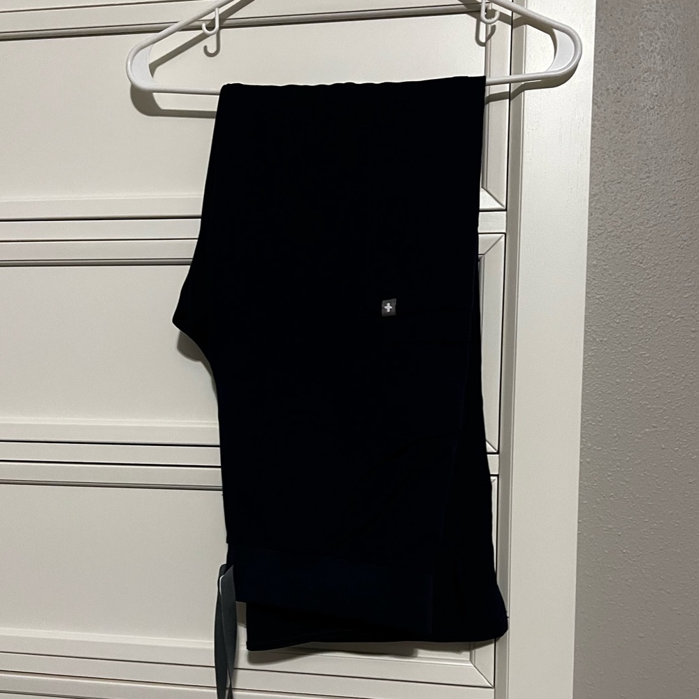 Figs Navy Kade pants size small